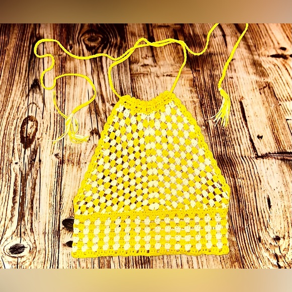 MORE TO COME || Kari Halter Top in Yellow Multi - SZ Small ⭐️NWT⭐️ - Picture 8 of 10
